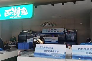 很全面！斯科蒂-巴恩斯15中8得20分4板6助 另有1断2帽难救主