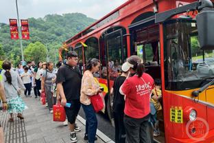 近20年国米后卫单赛季参与进球榜：麦孔17球居首，迪马尔科第三